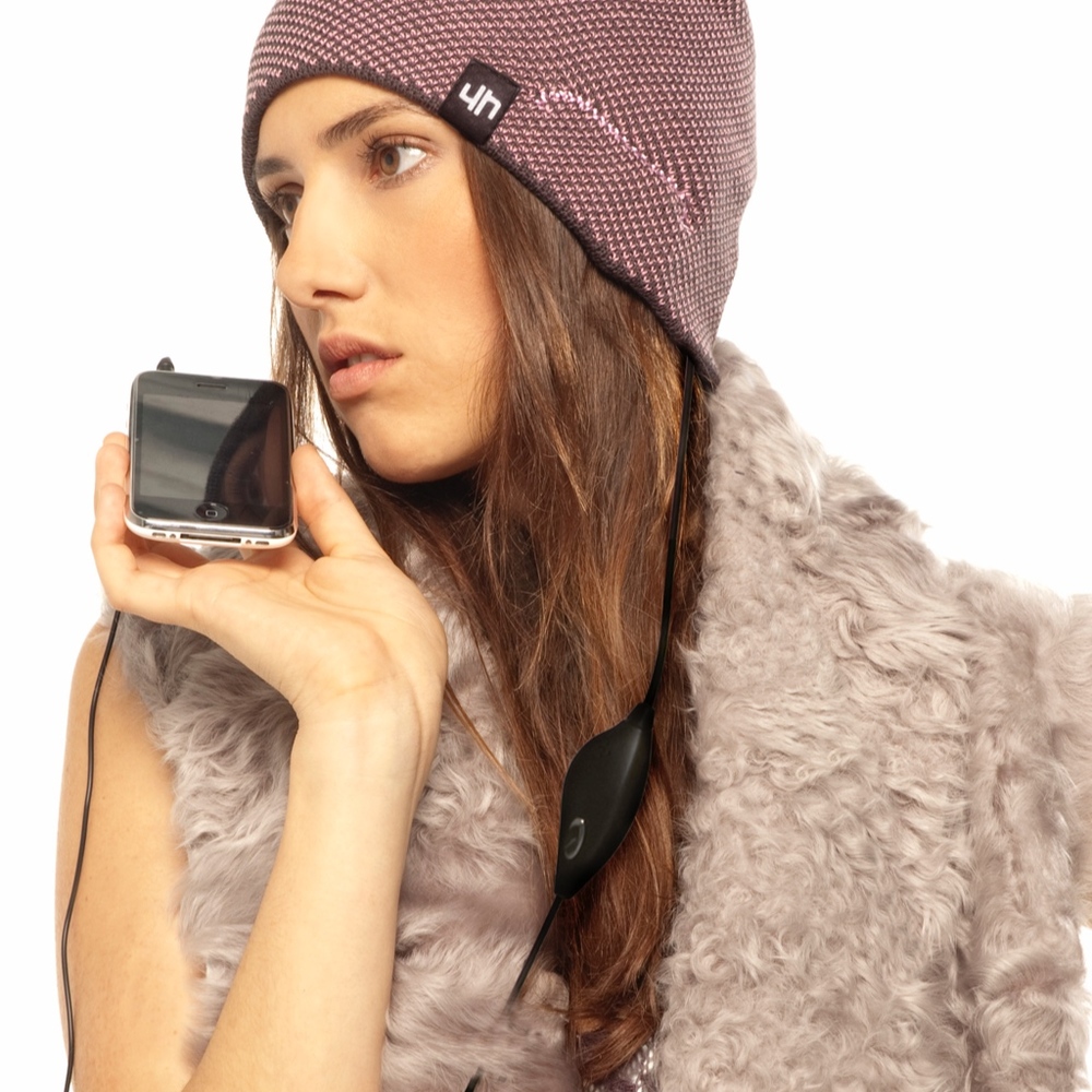 hi-Fun women's winter music beanie hat, red/blue
